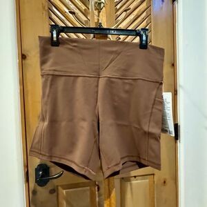 NWT (14) Lululemon Wunder Train high rise shorts 6” pockets  Java